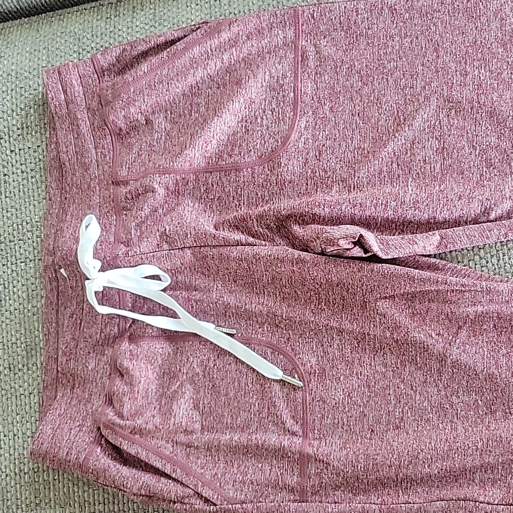 ZYIA ACTIVE JOGGERS- medium, maroon/heathered color